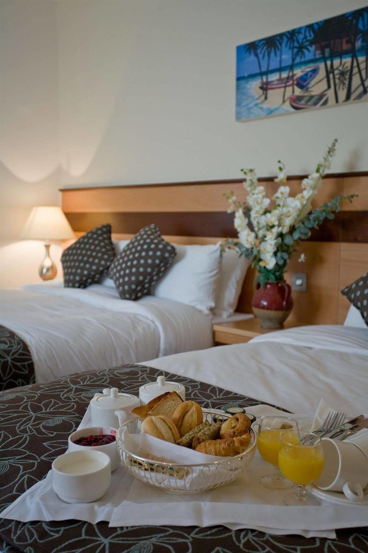Ard Ri House Hotel Tuam Luaran gambar