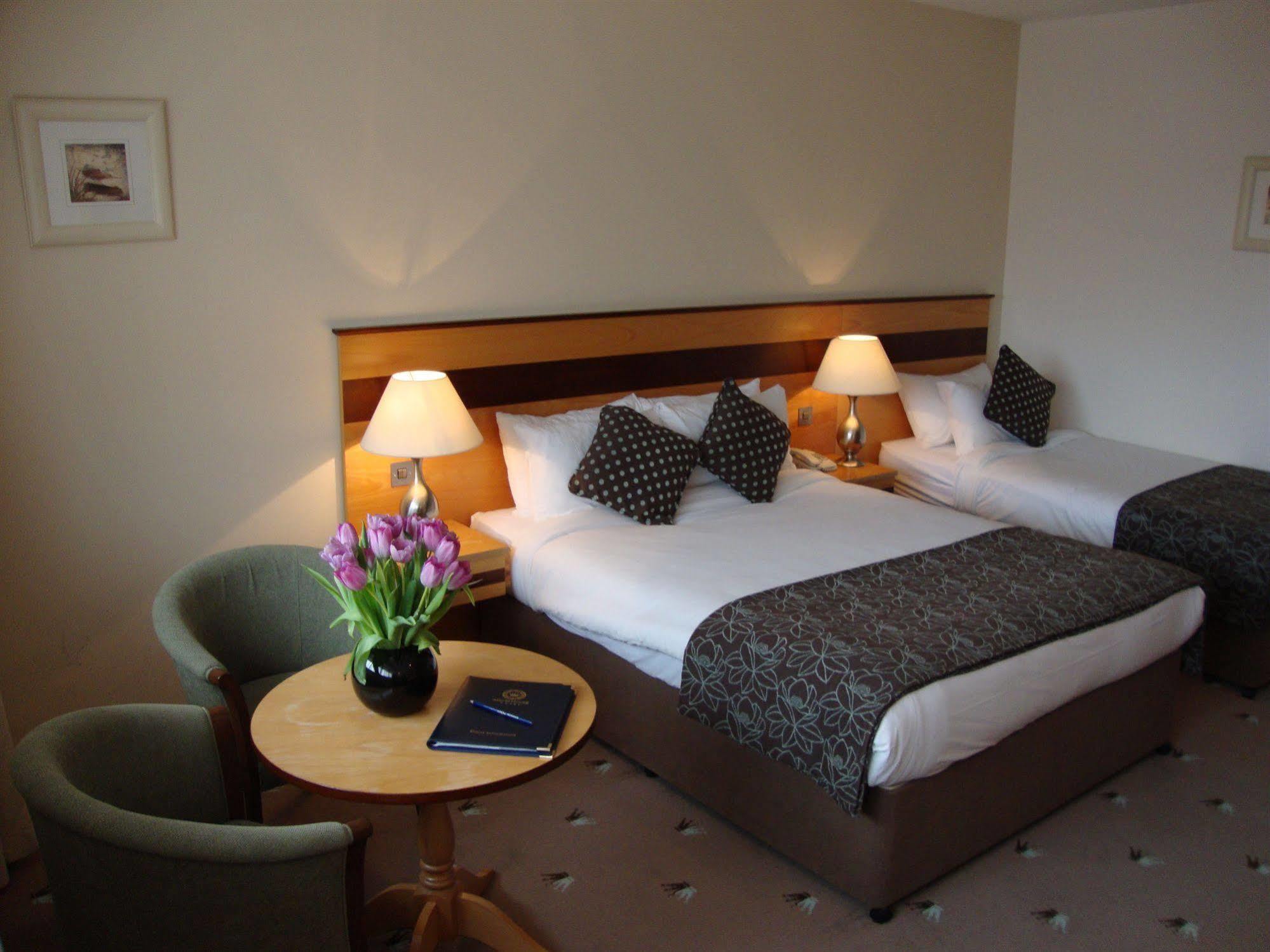 Ard Ri House Hotel Tuam Luaran gambar