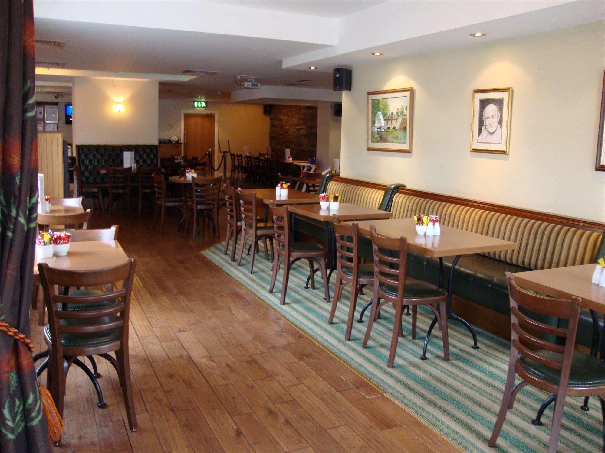 Ard Ri House Hotel Tuam Luaran gambar